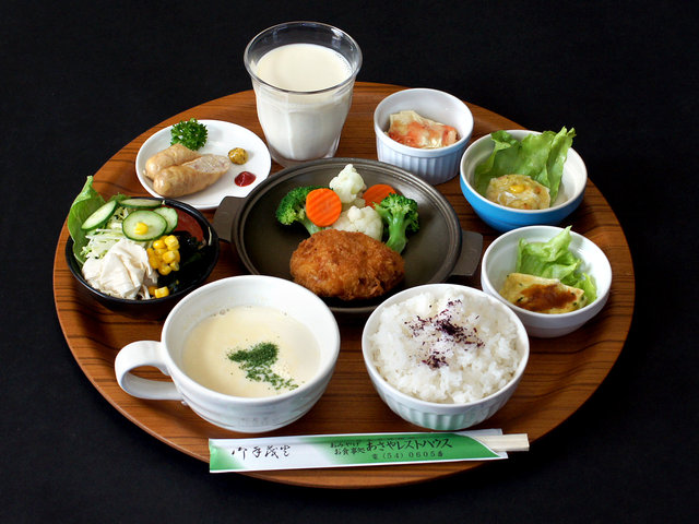彩りゆばランチ(いろどり)